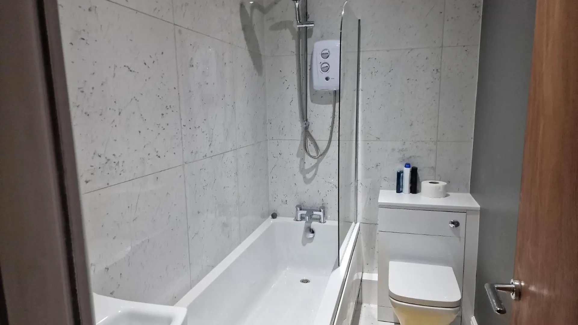 Impeccable 3-Bed Apartment In Bradford To Explore Birleşik Krallık
